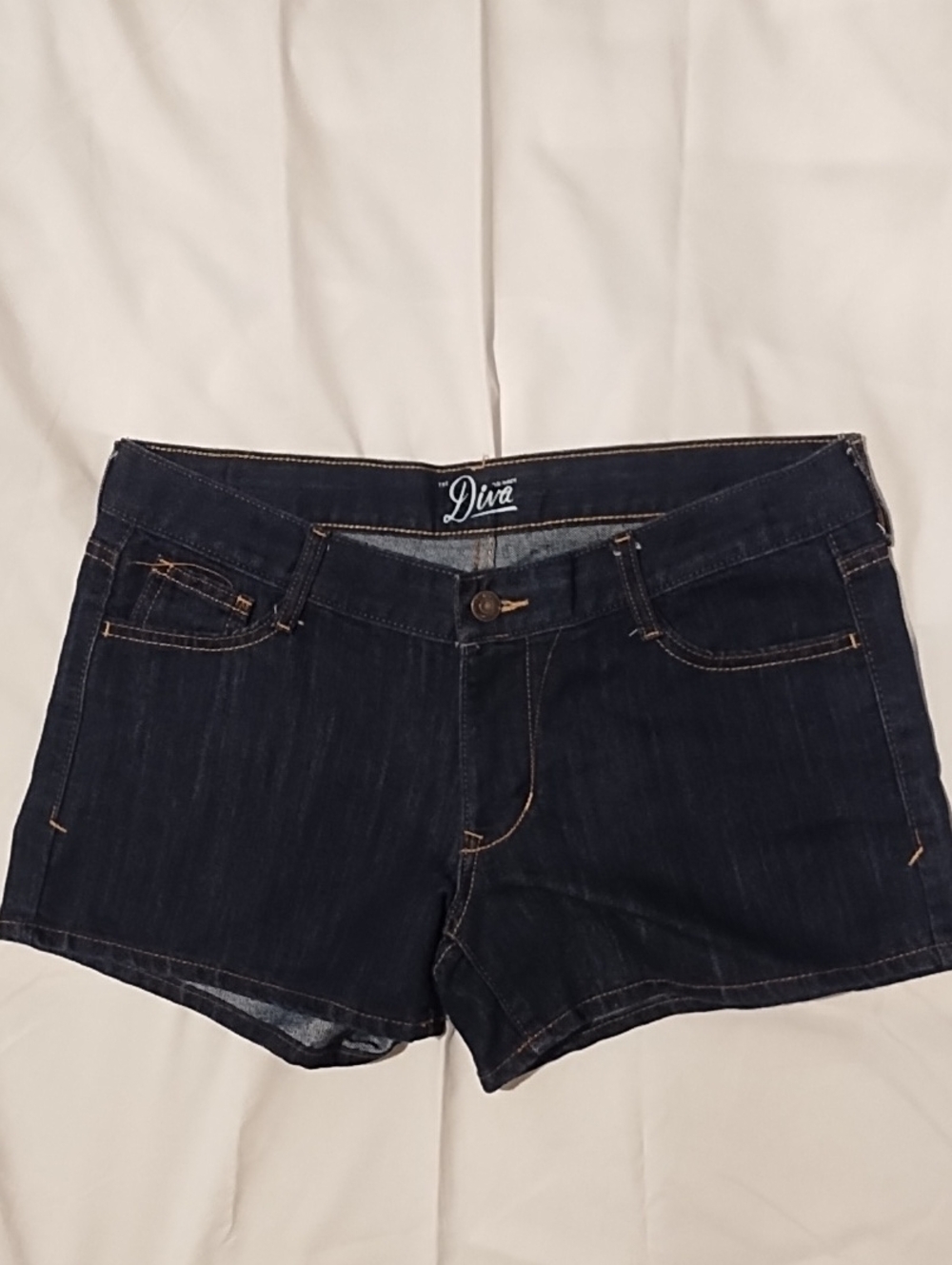 Diva By Old Navy NWOT Size 8 Short Shorts Dark Indigo Denim.